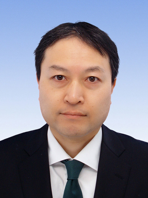 教授・薬剤部長　見野靖晃